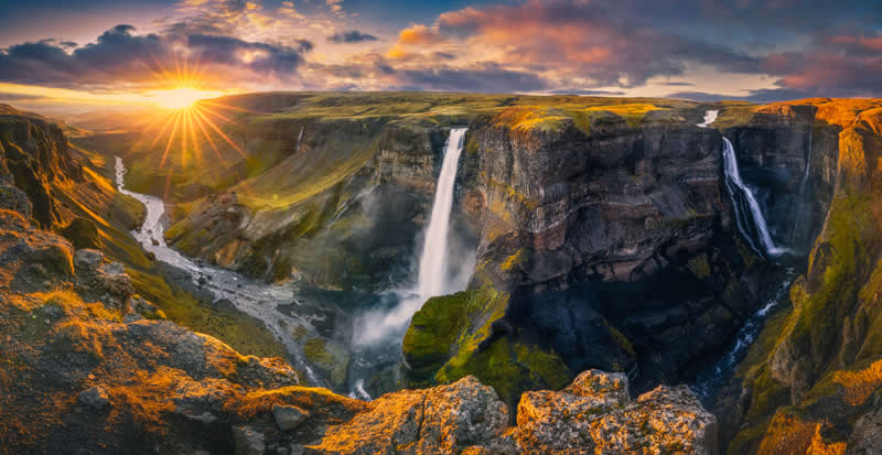 1st Place: Golden Abyss by Ivan Pedretti, Italy - Academy Photo Awards 2026 Landscape Winners
