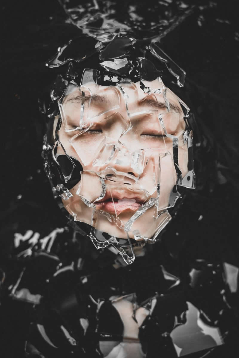 Fine Art Photography - Portrait: Black Hole by Eva Wang, China - European Photographer of the Year 2026 Winners