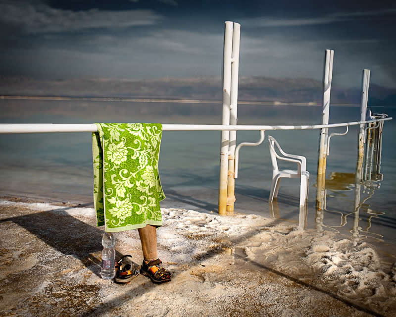 Single Winner - 2nd Place: Sea Story by Marina Koryakin, Israel - LensCulture Street Photography Awards 2026 Winners
