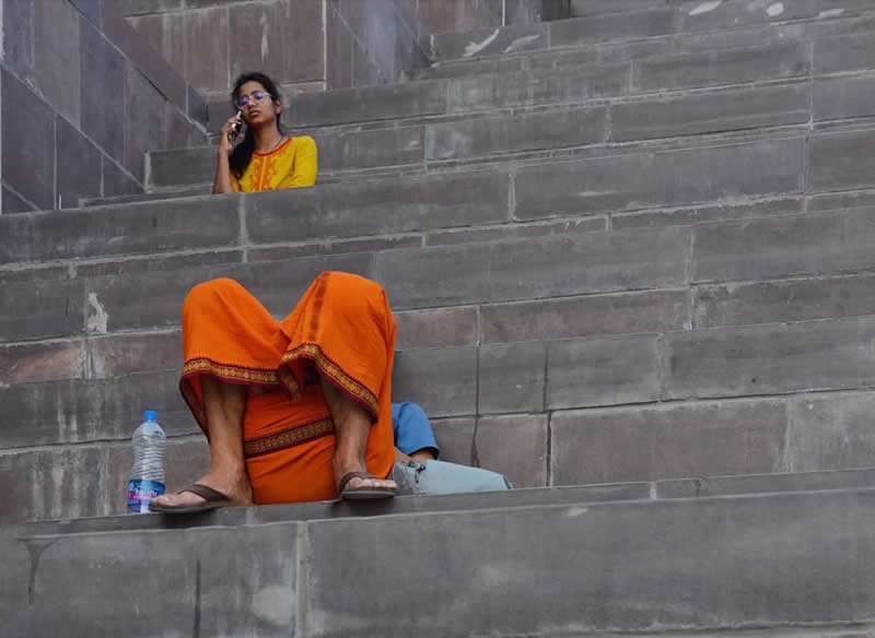Perfectly Timed Street Photos in the Right Spot