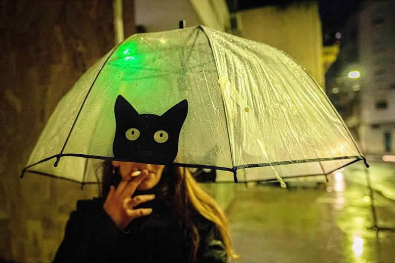 Perfectly Timed Street Photos in the Right Spot