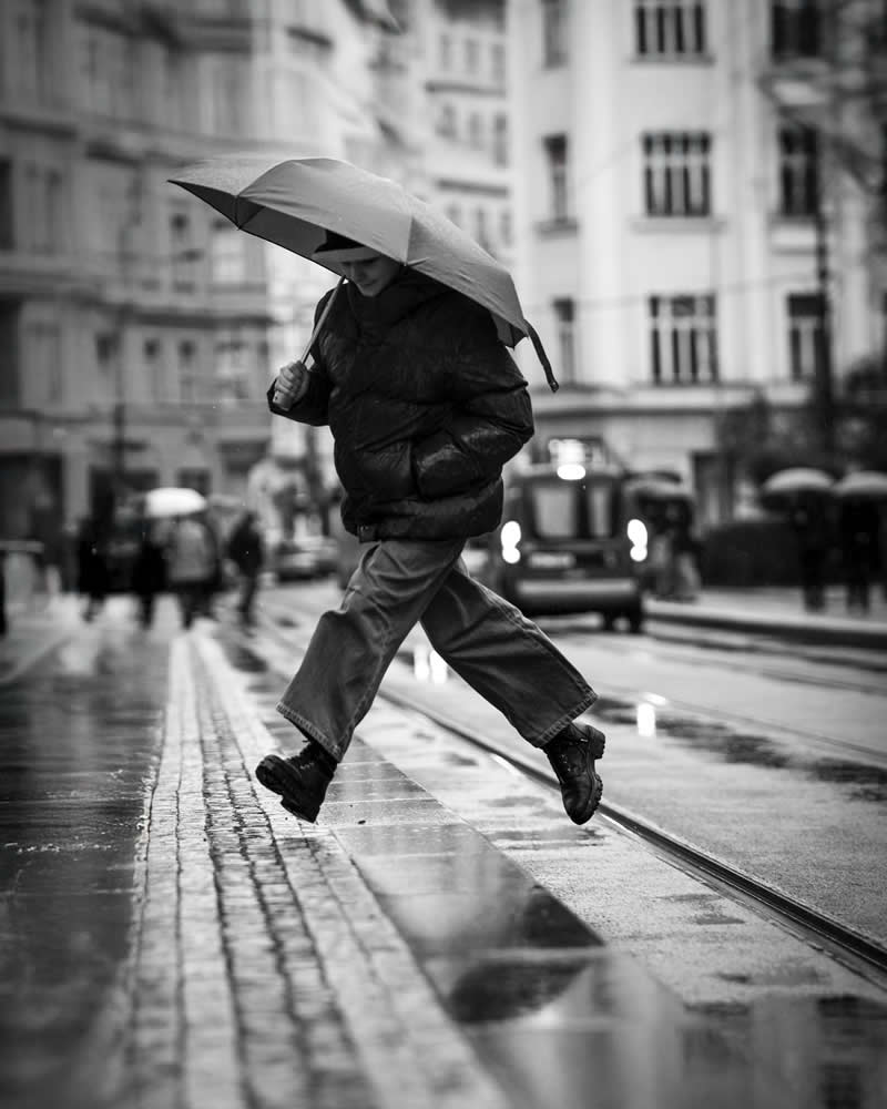 Perfectly Timed Street Photos in the Right Spot