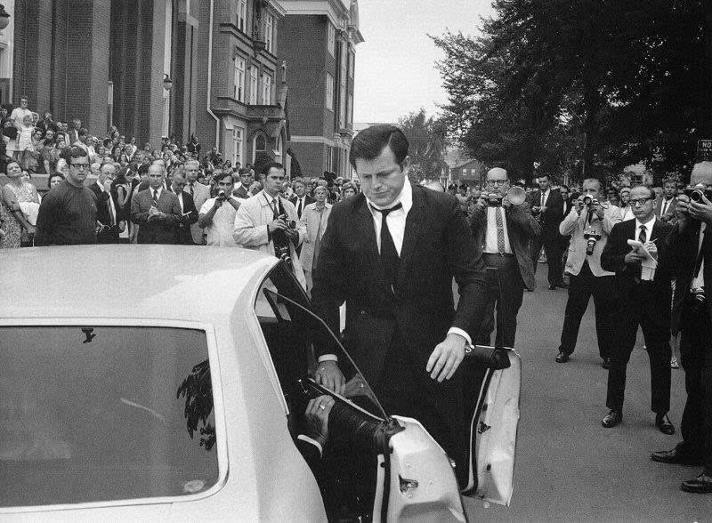The Quiet Genius of John Loengard, LIFE Magazine's Master Photographer 56 Master Photographer John Loengard