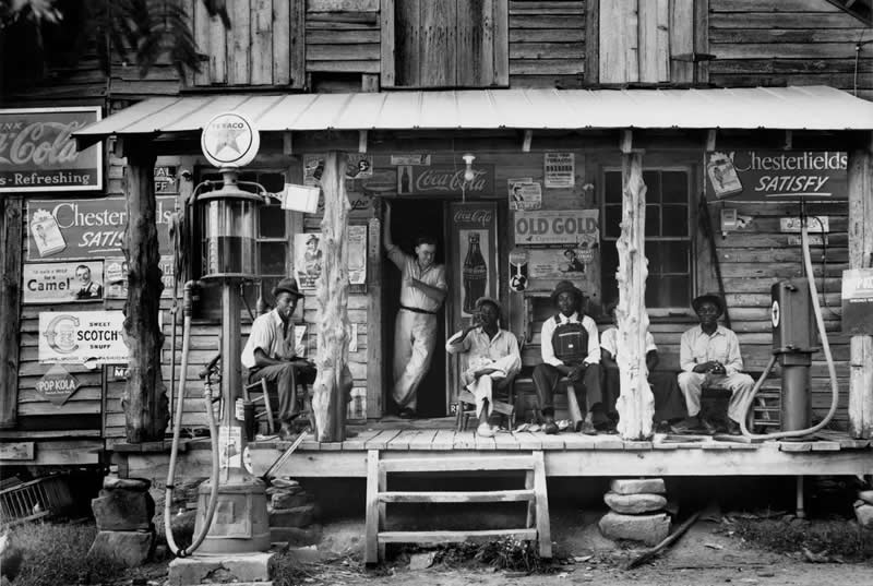Classic Master Photographers Taught Us About Frame Composition