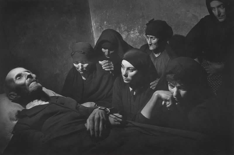 Classic Master Photographers Taught Us About Frame Composition
