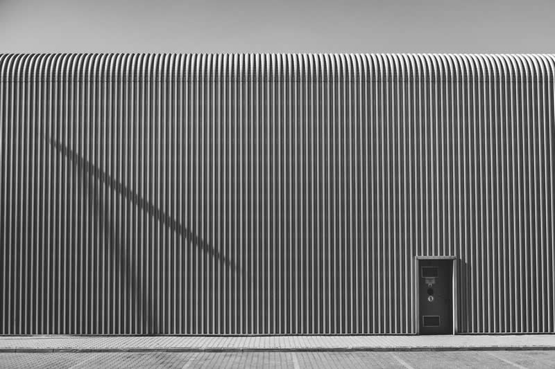 Open Category - 3rd Place: Lines and shadow by Łukasz Jaracz - Minimalist Photography Awards 2026 Winners