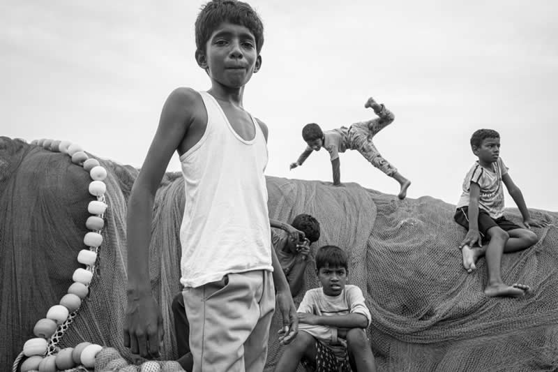 Fellowship of the Net by Gianfrancesco Perrone, India - Pure Street Photography 2026 Winners