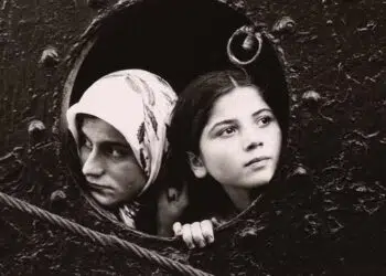 Black and White Photos by Legendary Photographers