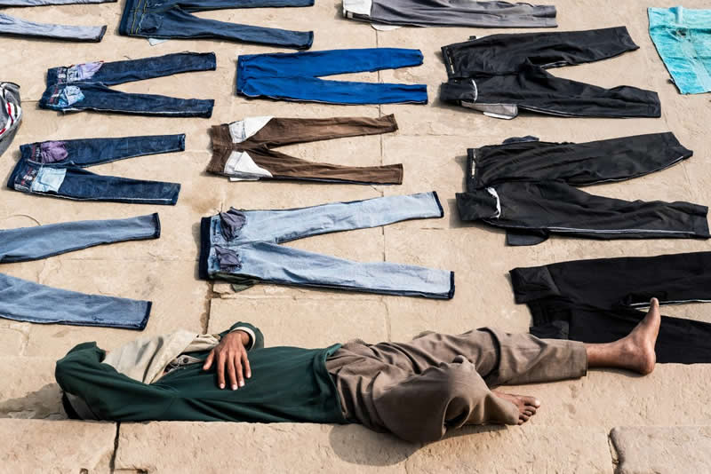 Urban Photo Awards 2026: 35 Finalist Photos That Turn Everyday Streets Into Art 58 The Trousers Man by Gianpaolo La Paglia - Urban Photo Awards 2026 Street Finalists