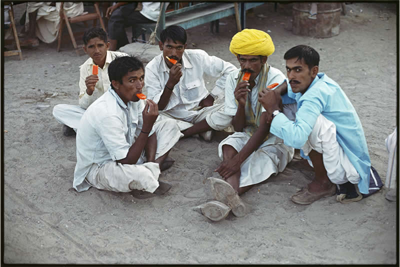 Timeless Color Photos from the Most Celebrated Photographers