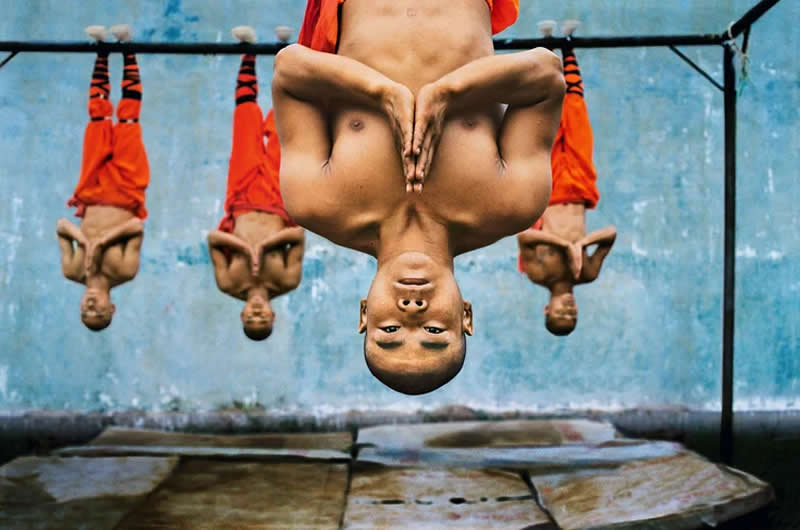 Timeless Color Photos from the Most Celebrated Photographers