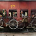 A World in Color: 40 Timeless Photos by Legendary Photographers 81 Timeless Color Photos by Legendary Photographers