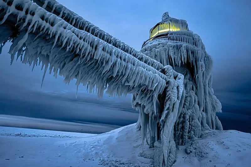 Frozen in Time by Jeremy Janus, United States - AAP Magazine 2026 Awards Nature Winners
