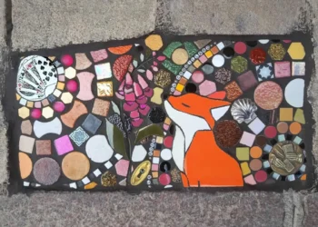 Damaged Sidewalks Transformed by Fanny Pitoiset