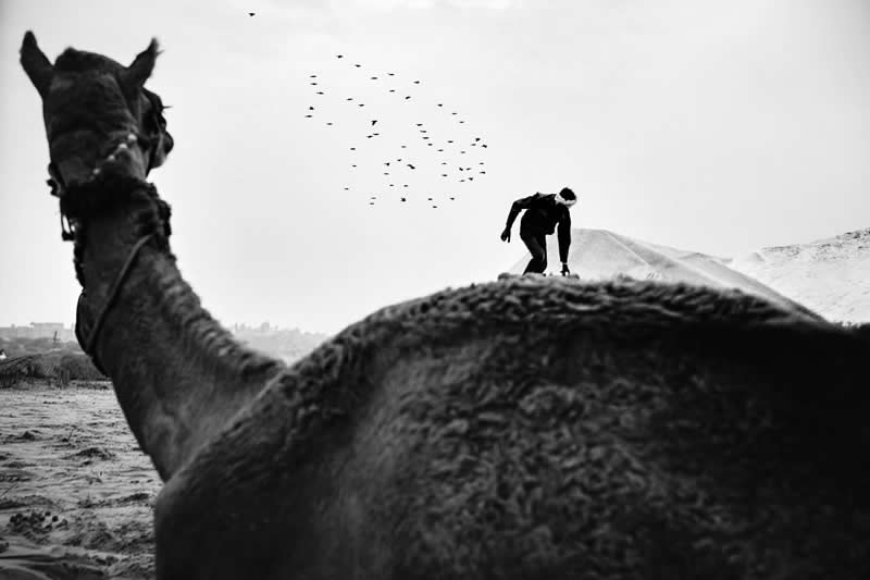 Divyanshu Verma Black and White Indian Street Photography