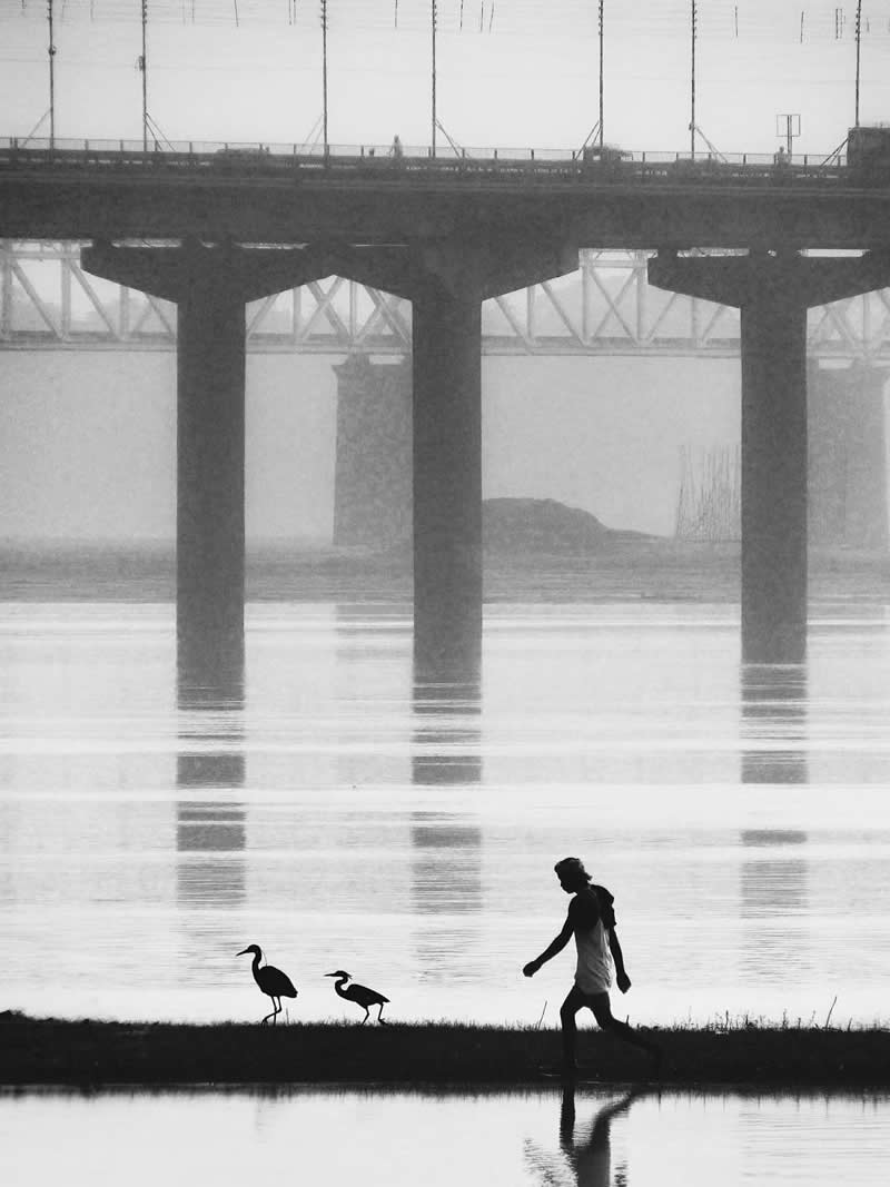Divyanshu Verma Black and White Indian Street Photography