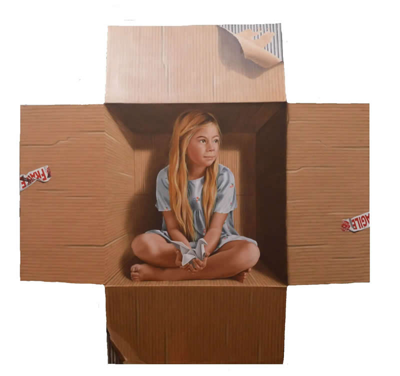 Hyperrealist 3D Cardboard Boxes Paintings by Marica Fasoli