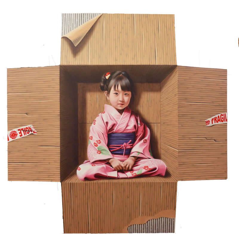 Hyperrealist 3D Cardboard Boxes Paintings by Marica Fasoli