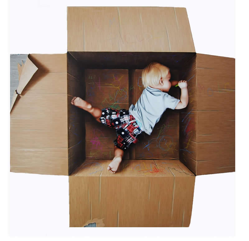 Hyperrealist 3D Cardboard Boxes Paintings by Marica Fasoli