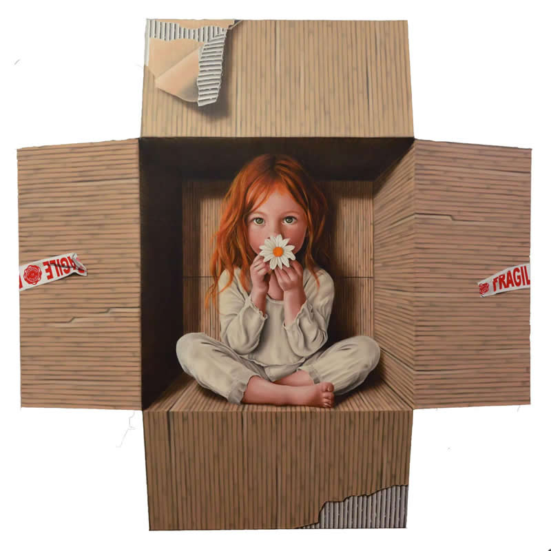 Hyperrealist 3D Cardboard Boxes Paintings by Marica Fasoli