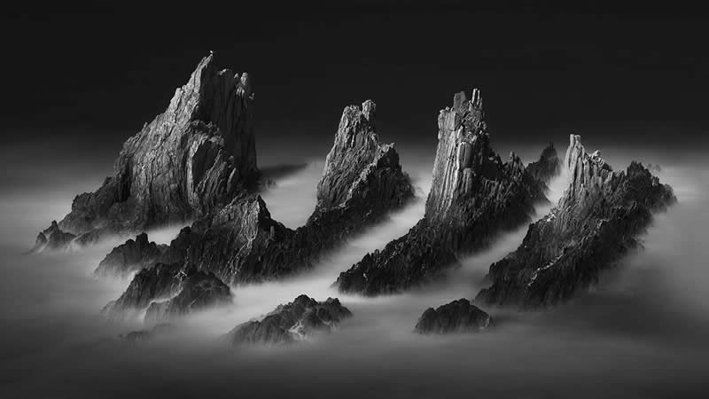 Earth in Elegant Monochrome: 40 Landscape Winners From the MonoVisions Awards 2026 45 3rd Place Winner: The tide of times by Robert Pilari, Germany - MonoVisions Black and White Awards Landscape 2026 Winners