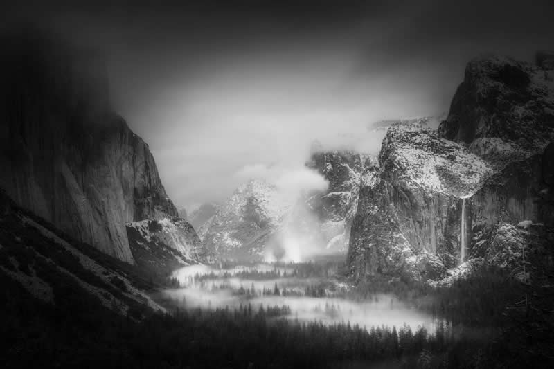Earth in Elegant Monochrome: 40 Landscape Winners From the MonoVisions Awards 2026 70 Mist-shrouded Yosemite Valley by Wei Lian, United States - MonoVisions Black and White Awards Landscape 2026 Winners