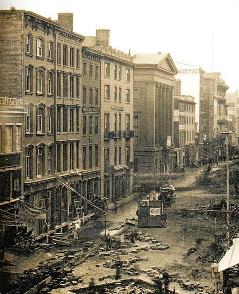 This is believed to be the oldest Photograph taken of NYC. It was Taken at Broadway between Franklin and Leonard Streets, May 1850.