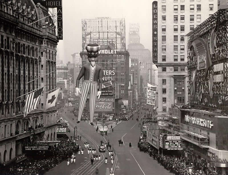 The Uncle Sam balloon during the 1940 Macy&rsquo;s Thanksgiving Day Parade. Photo courtesy of Macy&rsquo;s