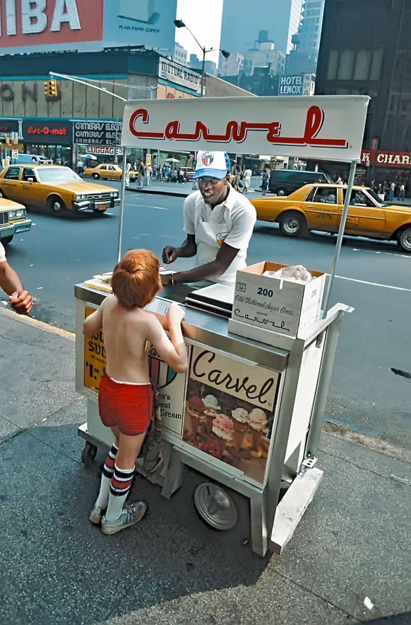 44th and Broadway with BeefSteak Charlie&rsquo;s across the street . 1982