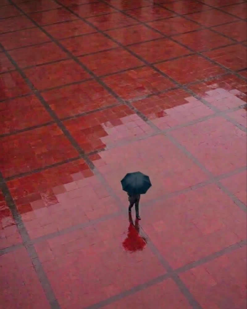Red Geometry: Photography by JS Rodriguez - Simple is Beautiful in Photography