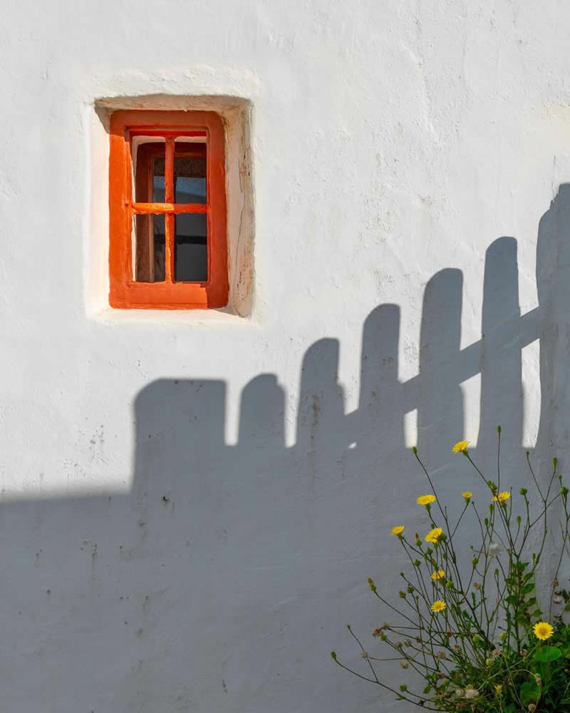 A Splash of Orange: Photography by Panagiotis Papaioannou - Simple is Beautiful in Photography