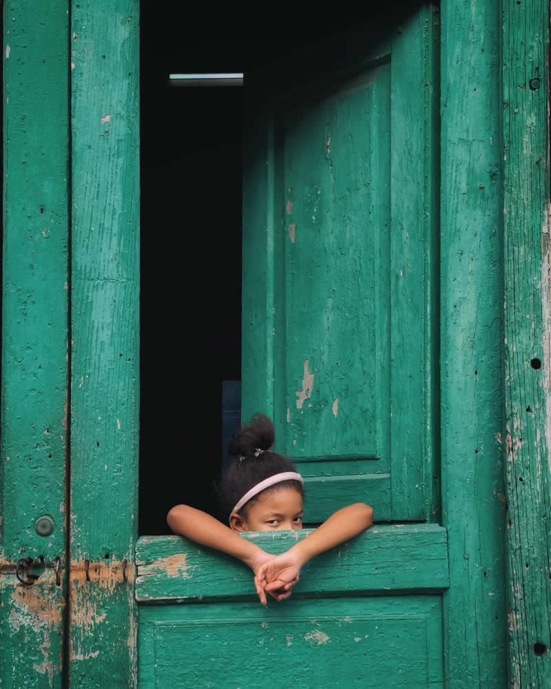 Behind the Green Door, Trinidad, Cuba: Photography by Engin G&uuml;neysu - Simple is Beautiful in Photography