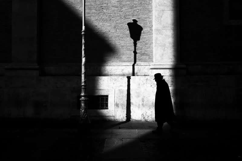 Street Photography by Stefano Mirabella