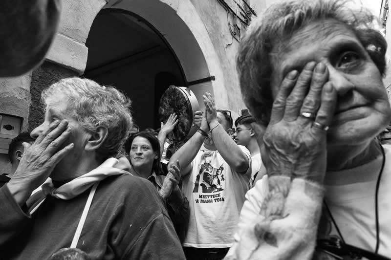 Street Photography by Stefano Mirabella