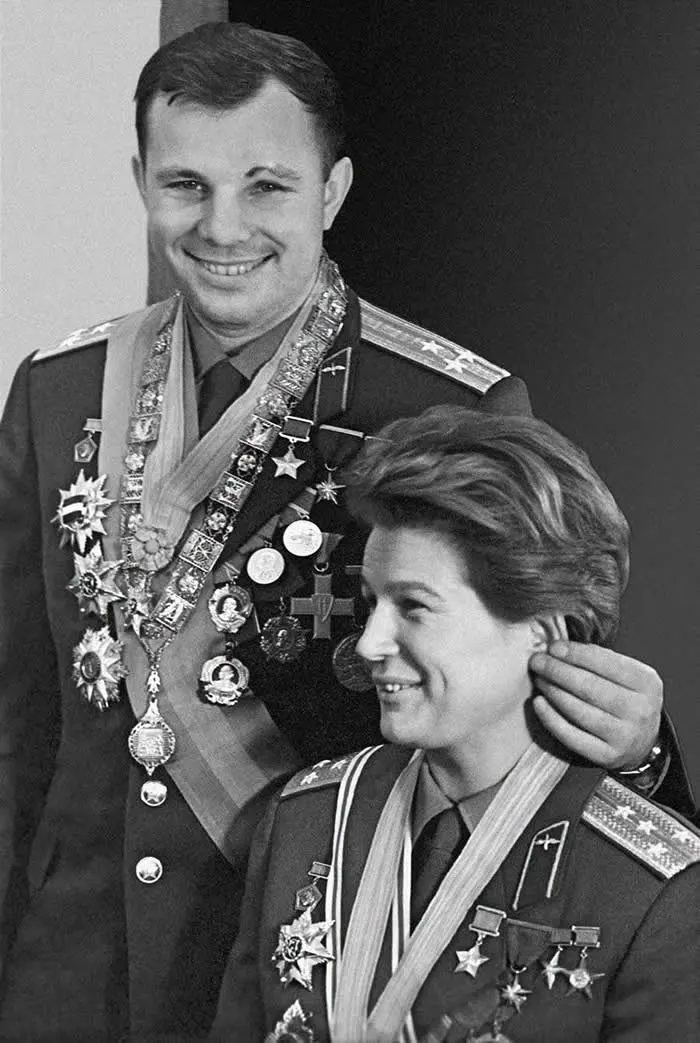 Yury Gagarin and Valentina Tereshkova, the first man and woman in human history to go to space, 1960s. (There&rsquo;s only one question: why is Gagarin holding Tereshkova&rsquo;s ear?)