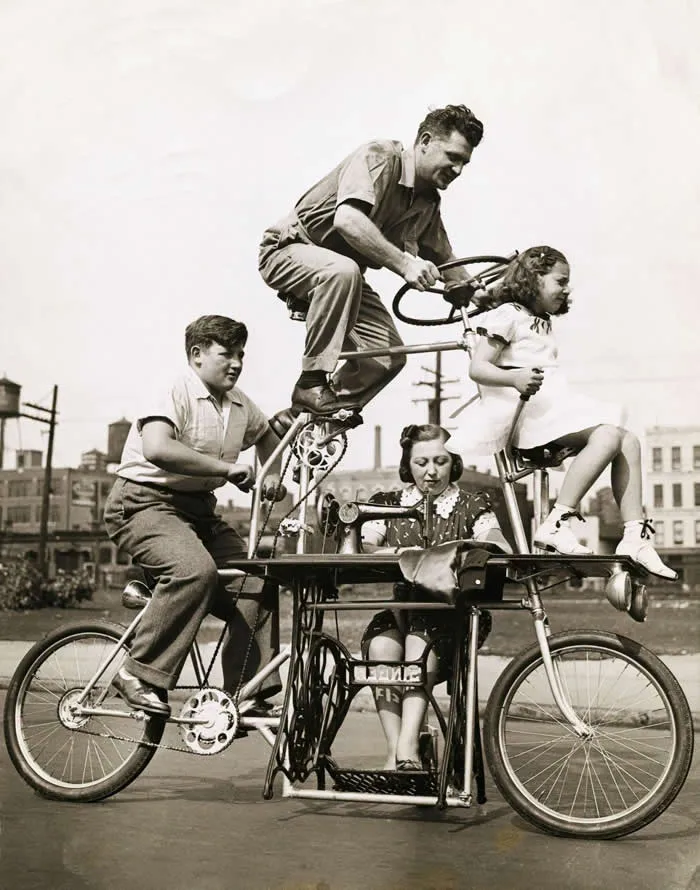 This is "The Family Bicycle&rdquo;, with a sewing machine included for mom (1939, Chicago, US). Invented by Charles Steinlauf so the whole family can get out and enjoy some family exercise and catch up on some sewing, too.