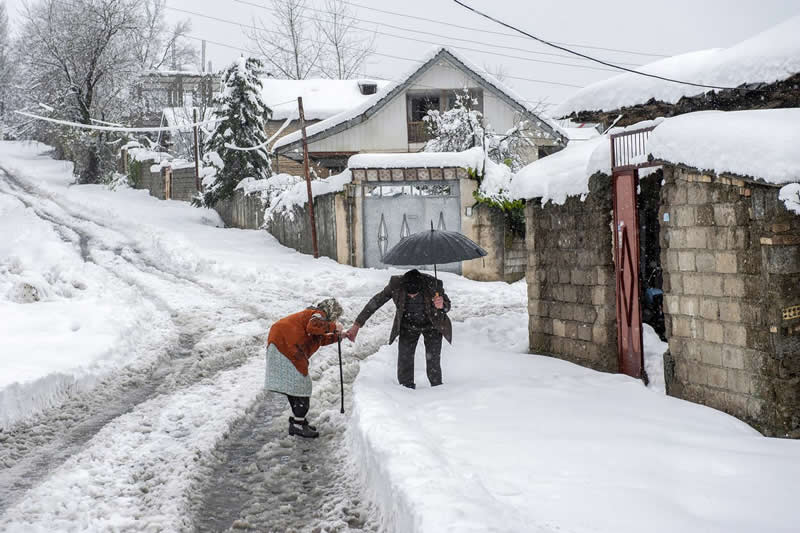 Eternal Love by Ali sooteh - Urban Photo Awards 2026 People Fianlists