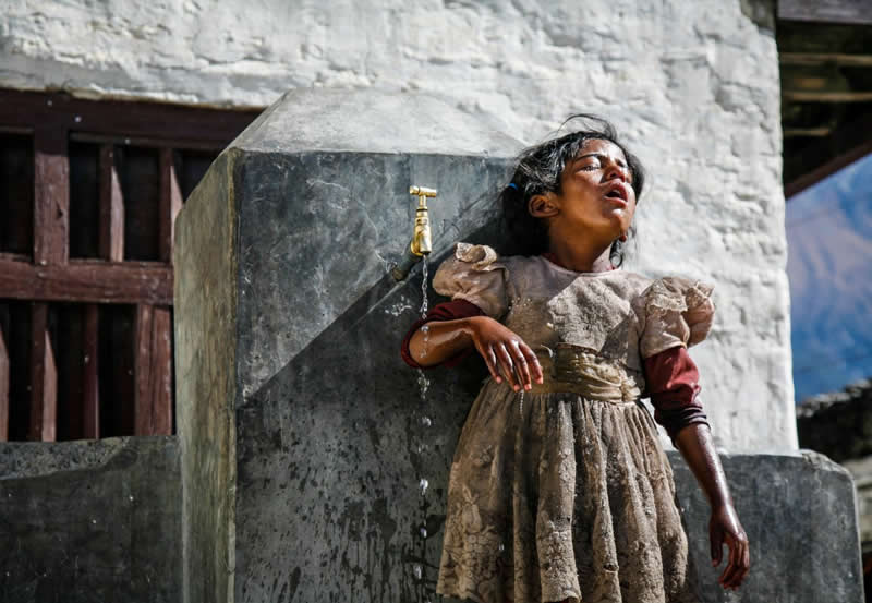 Thirst by Eugene resh - Urban Photo Awards 2026 People Fianlists