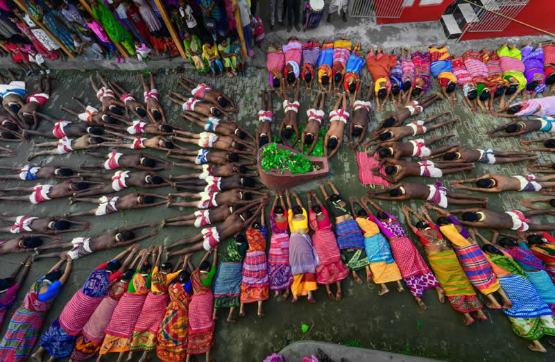 Praying by Shibasish saha - Urban Photo Awards 2026 People Fianlists