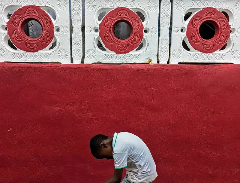 Finding a Way Through by Chloe Cauchebrais (France) - AAP Magazine Awards 2026 Street Winners