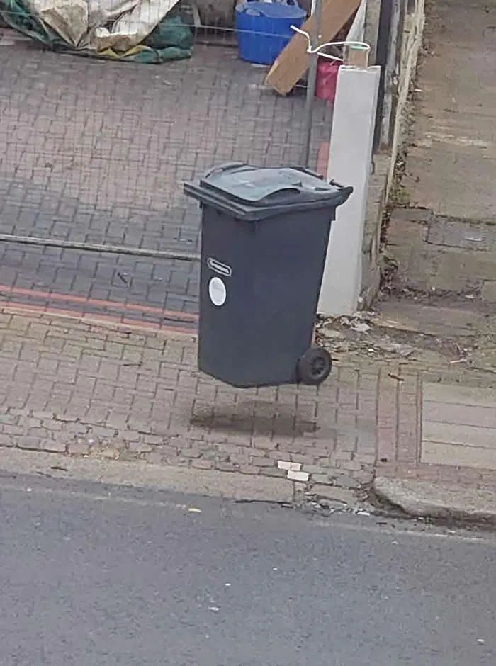 Floating bin - Confusing Perspective Photos