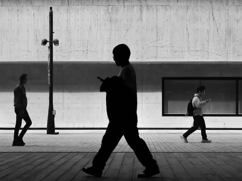 Street Rythm by Bertrand RENAUD, Hong Kong - MonoVisions Awards 2026 Street Winners