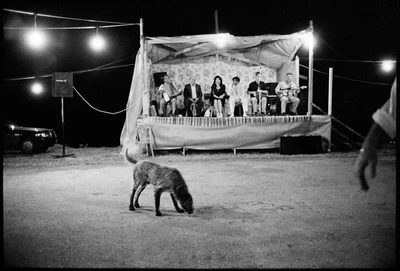 Nikos Economopoulos Master Photographer Who Found Poetry in Everyday Life