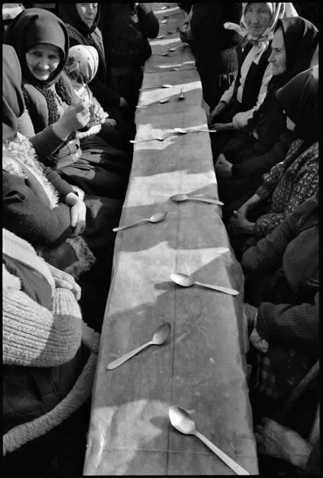Nikos Economopoulos Master Photographer Who Found Poetry in Everyday Life