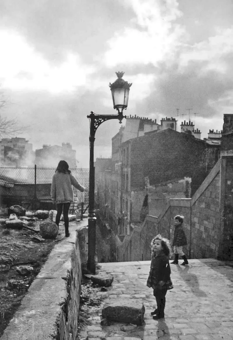 Robert Doisneau The Master Photographer Everyday Life Into Timeless Art