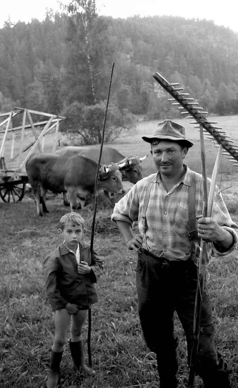 Robert Doisneau The Master Photographer Everyday Life Into Timeless Art