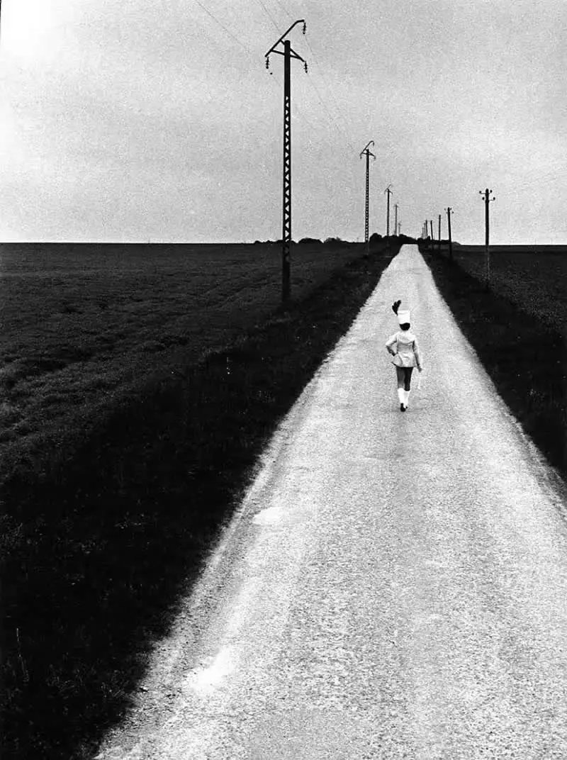 Robert Doisneau The Master Photographer Everyday Life Into Timeless Art