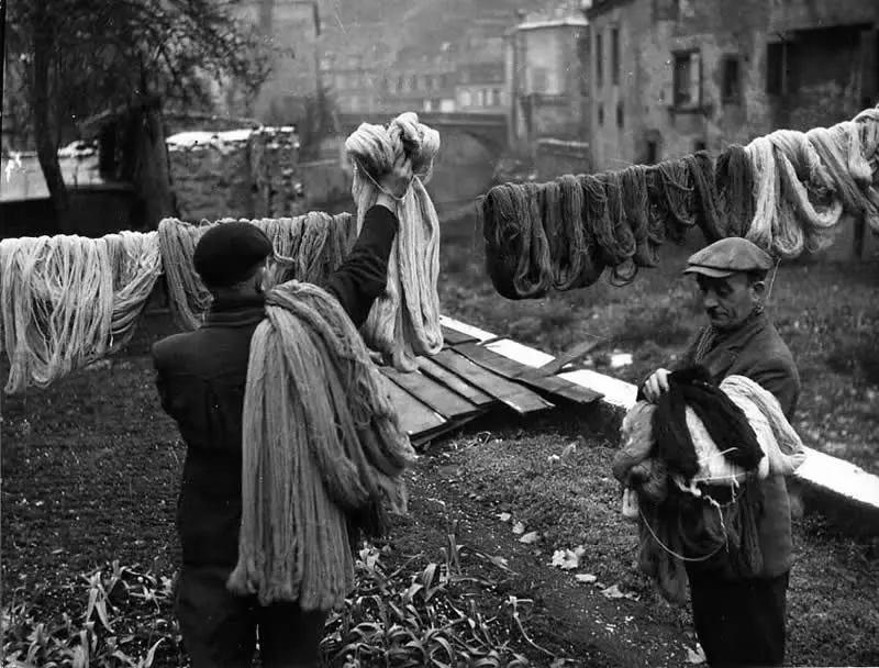 Robert Doisneau The Master Photographer Everyday Life Into Timeless Art