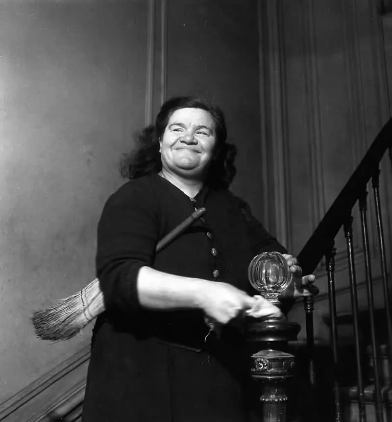 Robert Doisneau The Master Photographer Everyday Life Into Timeless Art