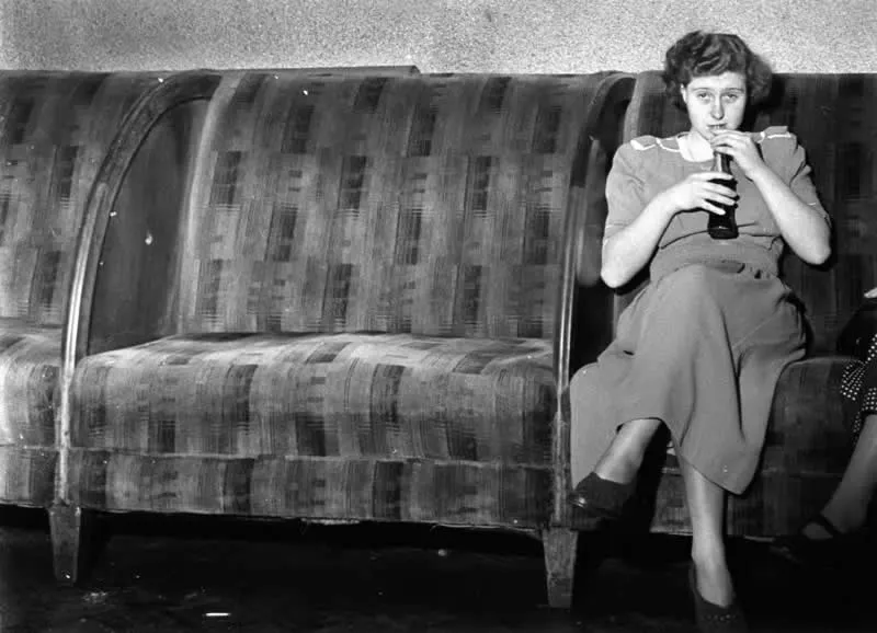 Robert Doisneau The Master Photographer Everyday Life Into Timeless Art